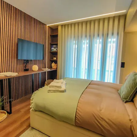 Castle Apartahotel