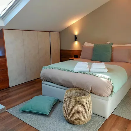 Castle Apart-hotel *