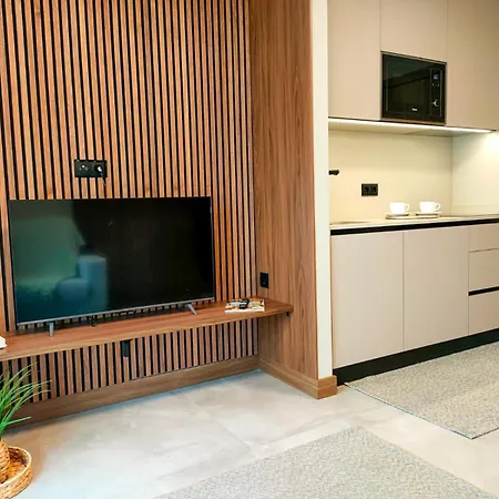 Castle Apart-hotel *